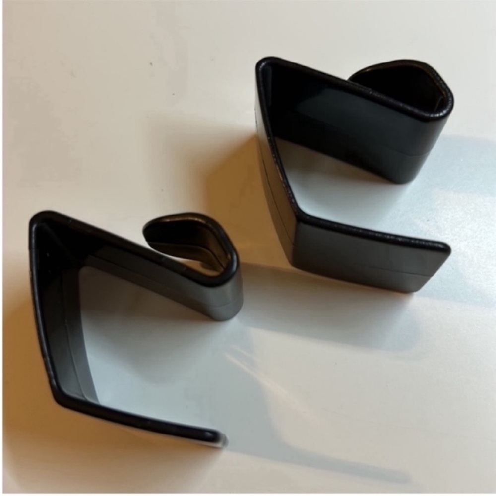 🌓Firm Price🌗TESLA car Glove Box Hanger Hooks for Model 3/Y … - Picture 6 of 6